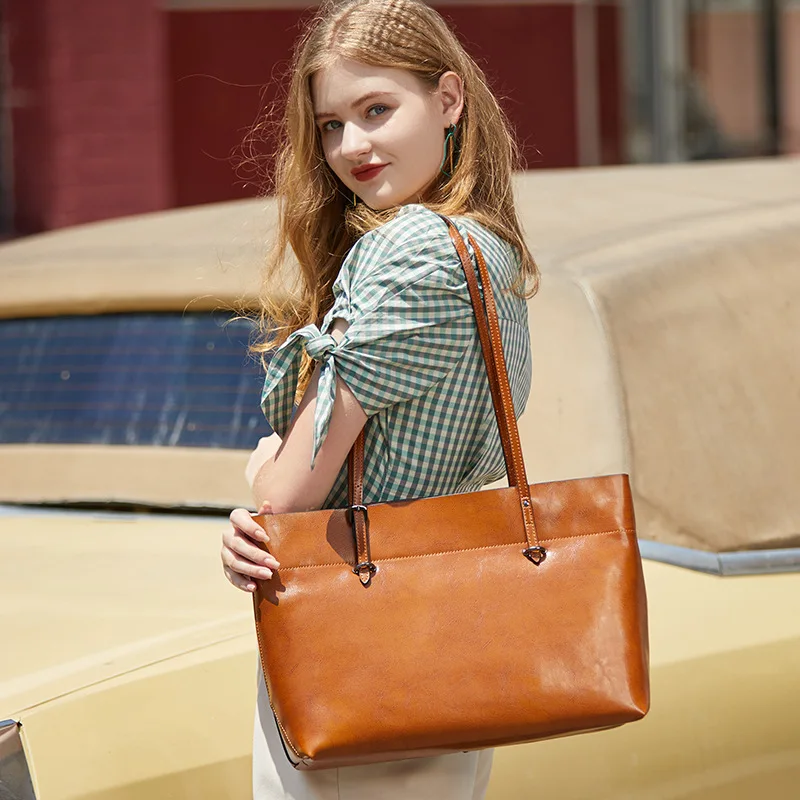 2026 Lady’s Fashion Large-Capacity Waxed Leather Zipper Tote Handbag, Genuine Leather Portable Shoulder Bag