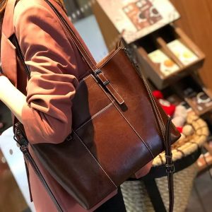 2026 Genuine Leather Women's Handbag, Retro-Fashionable Large-Capacity Lady's Tote Bag, Women's Single-Shoulder Bag
